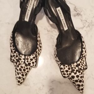 Manolos Blahnik leopard print kitten heals sz 40